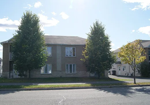 4-Plex for sale - 2905-2911 Rue de la Commune, Drummondville, J2B0M3