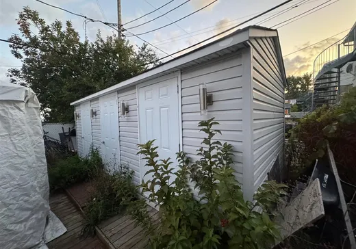 Triplex à vendre - 192-196 Boul. d'Annecy, Sainte-Thérèse, J7E 5H7