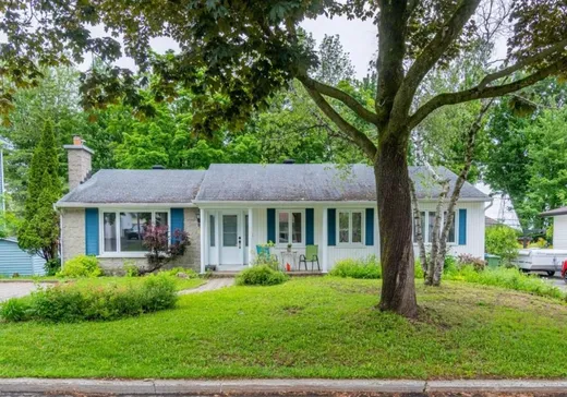 Duplex for Sale - 9992 Boul. Savard, Les Rivieres, G2B 2P9