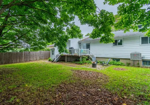 Duplex for Sale - 9992 Boul. Savard, Les Rivieres, G2B 2P9