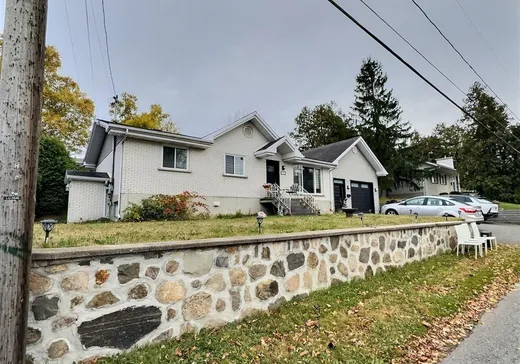 Duplex à vendre - 58 Rue des Érables, Rivière-du-Loup, G5R 1V1