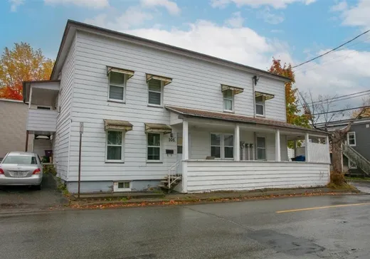 Duplex for Sale - 93 Rue St-Patrice O., Magog, J1X 1V8