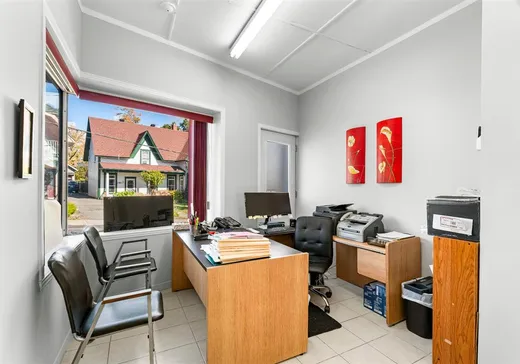 5-Plex for Sale - 24-26 Rue Court, Coaticook, J1A 1K9