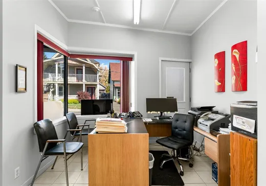 5-Plex for Sale - 24-26 Rue Court, Coaticook, J1A 1K9