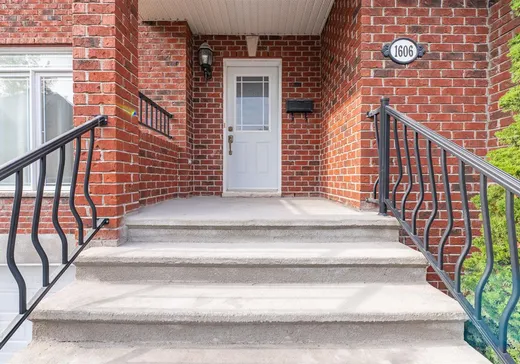 Triplex à vendre - 1606-1610 Rue Notre-Dame-de-Fatima, Laval (Duvernay), H7G 4Y6