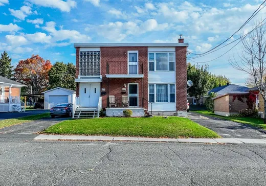 Duplex for sale - 341-343 Rue Panneton, Asbestos, J1T2K3