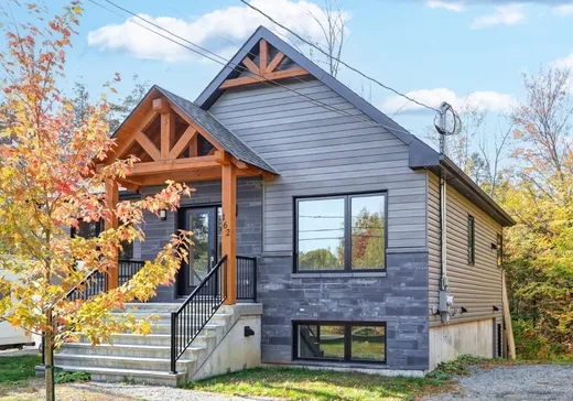 Duplex à vendre - 162-162A Tsse Marcoux, Sainte-Sophie, J5J 2X2
