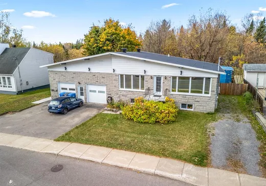 Duplex for Sale - 1913-1915 Av. de la Rivière-Jaune, Lac-St-Charles, G2N 1T1
