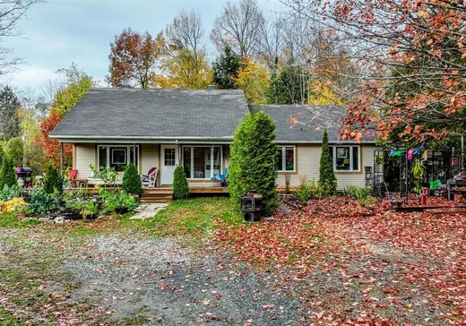Duplex for sale - 38-40 Rue du Harfang, Magog, J1X0M6