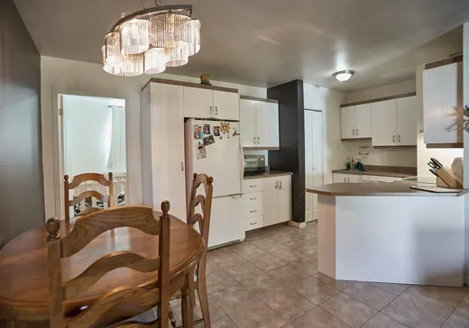 4-Plex à vendre - 75-97 Rue Martin, Cookshire-Eaton, J0B 1M0