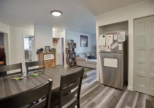 4-Plex à vendre - 90-96 Rue Martin, Cookshire-Eaton, J0B 1M0