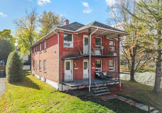 Triplex à vendre - 1292-1294 Rue Champlain, Sherbrooke, J1H2L2