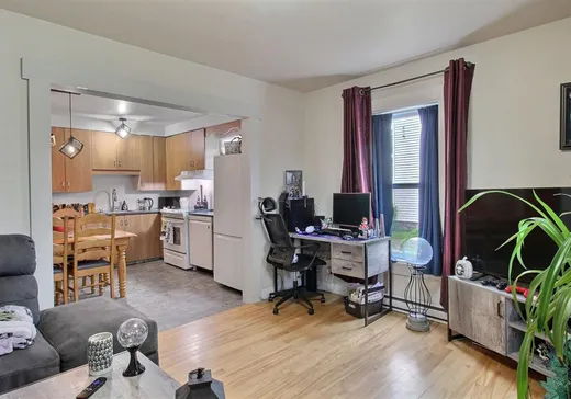 Duplex à vendre - 68-70 Rue St-Philippe, Victoriaville, G6P 3L1