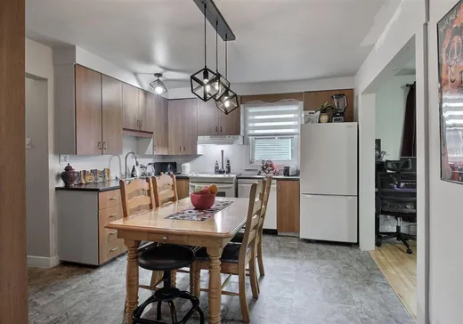 Duplex à vendre - 68-70 Rue St-Philippe, Victoriaville, G6P 3L1