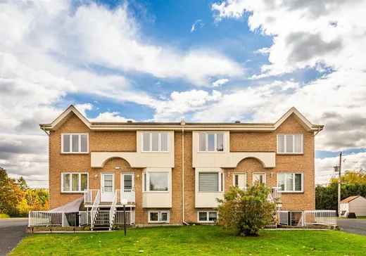 Triplex à vendre - 1751 Rue des Vents, Sainte-Julie, J3E 1L1