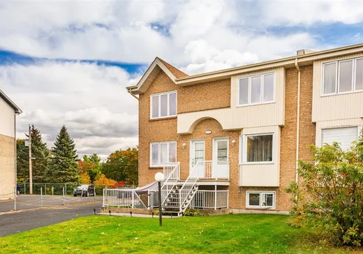 Triplex à vendre - 1751 Rue des Vents, Sainte-Julie, J3E 1L1