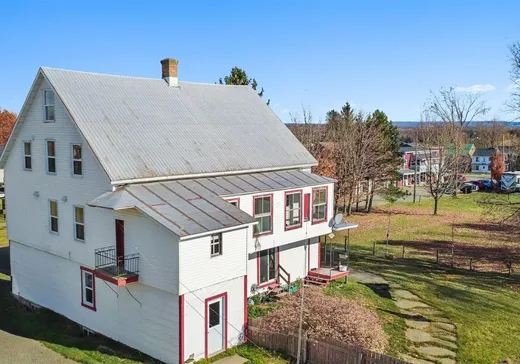 Triplex for Sale - 5 Rue St-Alfred, St-Charles-De-Bellechasse, G0R 2T0