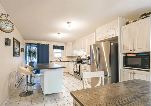 4-Plex à vendre - 928-934 10e Rue, Saint-Jérôme, J7Z 3K5