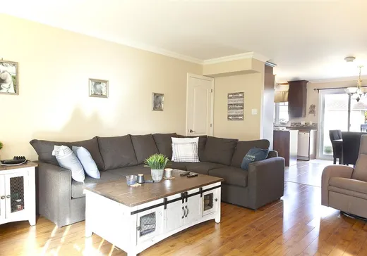 4-Plex à vendre - 4680 Route Marie-Victorin, Massueville, J3R 1R3