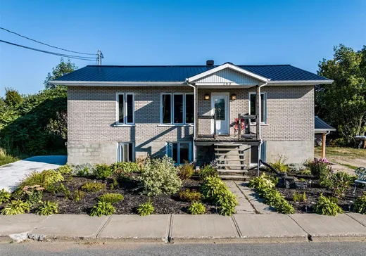Duplex à vendre - 780-784 Rue Notre-Dame, St-Barnabe-Nord, G0X2K0