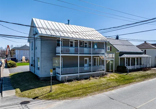 Triplex à vendre - 452-456 Rue de l'Église, Charette, G0X 1E0