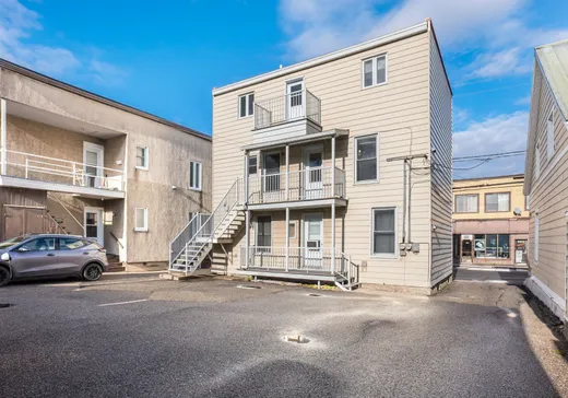 Duplex à vendre - 617-625 Av. de la Concorde N., Saint-Hyacinthe, J2S 4P5