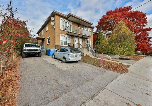 Triplex à vendre - 368-372 Rue Castonguay, Saint-Jérôme, J7Y 2K4