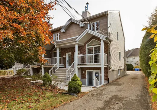 Triplex à vendre - 319-321 Rue Blainville E., Sainte-Thérèse, J7E1N3