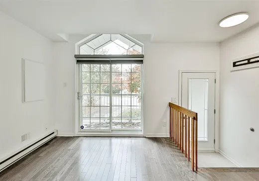 Triplex à vendre - 319-321 Rue Blainville E., Sainte-Thérèse, J7E 1N3