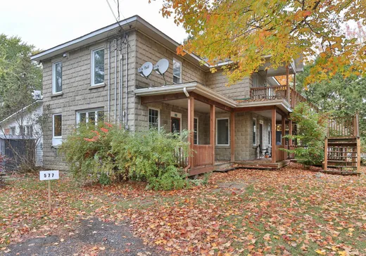 Triplex à vendre - 573-577 Ch. Bord-de-l'eau S., Saint-Georges-de-Clarenceville, J0J1B0