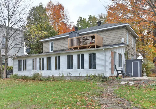 Triplex for Sale - 573-577 Ch. Bord-de-l'eau S., Saint-Georges-de-Clarenceville, J0J 1B0