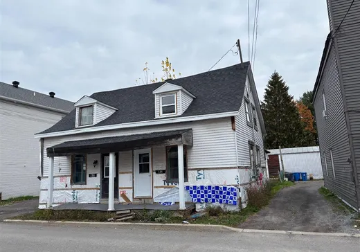 Triplex for sale - 180-186 Rue D'Iberville, Berthierville, J0K1A0