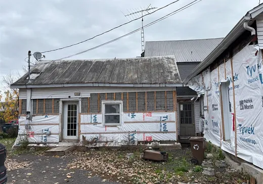 Triplex for Sale - 180-186 Rue D'Iberville, Berthierville, J0K 1A0