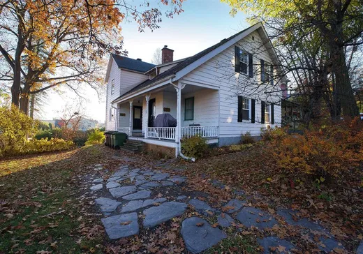 Duplex for Sale - 598-600 Rue du Québec, Sherbrooke, J1H 3M2