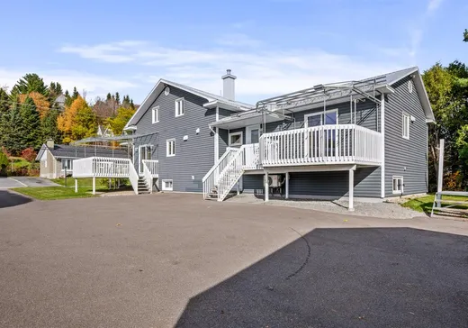 Duplex for Sale - 10662-10664 Av. Royale, Sainte-Anne-de-Beaupré, G0A 3C0