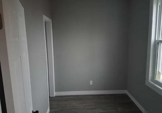 Triplex for Sale - 2841-2845 Boul. des Hêtres, Shawinigan, G9N 3A8