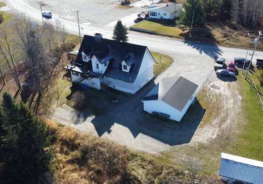 Triplex for Sale - 230-234 Route 397 S., Barraute, J0Y 1A0