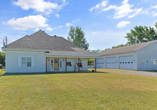 Duplex à vendre - 218Z Ch. de la Frontiere, Rivière-Beaudette, J0P 1R0