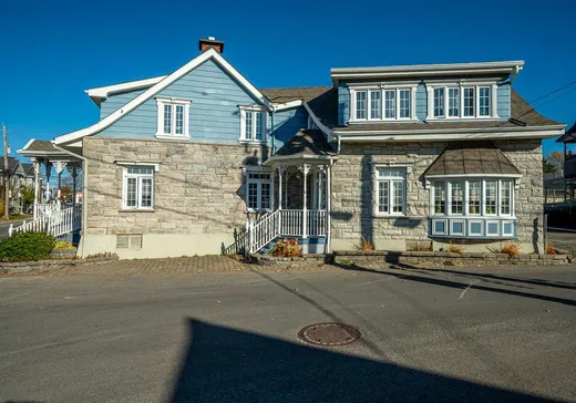 Duplex for Sale - 156-156A Boul. Ste-Rose, Laval (Sainte-Rose), H7L 1L3