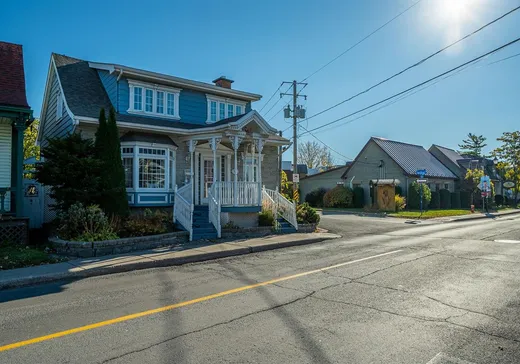 Duplex for Sale - 156-156A Boul. Ste-Rose, Laval (Sainte-Rose), H7L 1L3