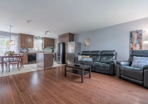 Duplex à vendre - 237-239 Rue Antoine-Chaudillon, Massueville, J3P 3C9