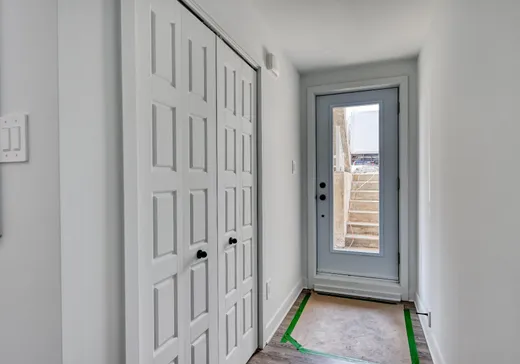 5-Plex for Sale - 33 Boul. des Hauteurs, Saint-Jérôme, J7Y 1R1