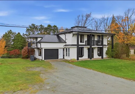 Duplex à vendre - 1068Z-1070Z Ch. du Village, Coaticook, J1A 2S5