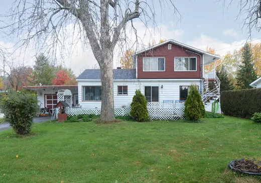 Duplex à vendre - 588-588A Route 132, Saint-Anicet, J0S 1M0