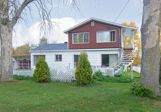 Duplex à vendre - 588-588A Route 132, Saint-Anicet, J0S 1M0