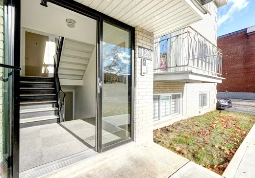 5-Plex for Sale - 120 Rue Lalande, Sainte-Thérèse, J7E 1Z8