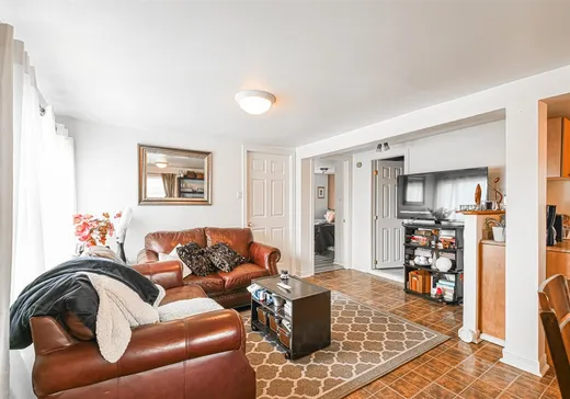 Duplex à vendre - 117 Rue Campeau, Sainte-Adèle, J8B 2P1