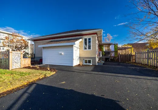 Triplex à vendre - 2787-2789 Av. Gaspard, Beauport, G1E 3P2