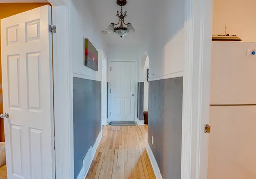 Triplex for Sale - 88 Rue Viau, Salaberry-de-Valleyfield, J6T 4Y2