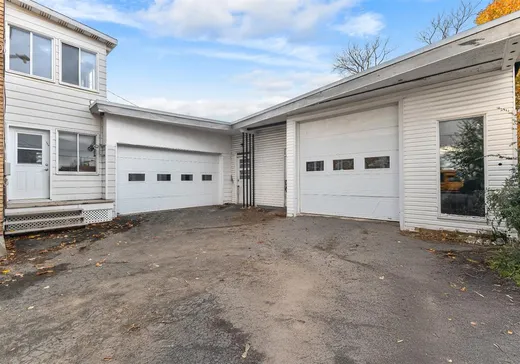 Duplex for Sale - 566-568 Rue Notre-Dame, Drummondville, J2B 2L5